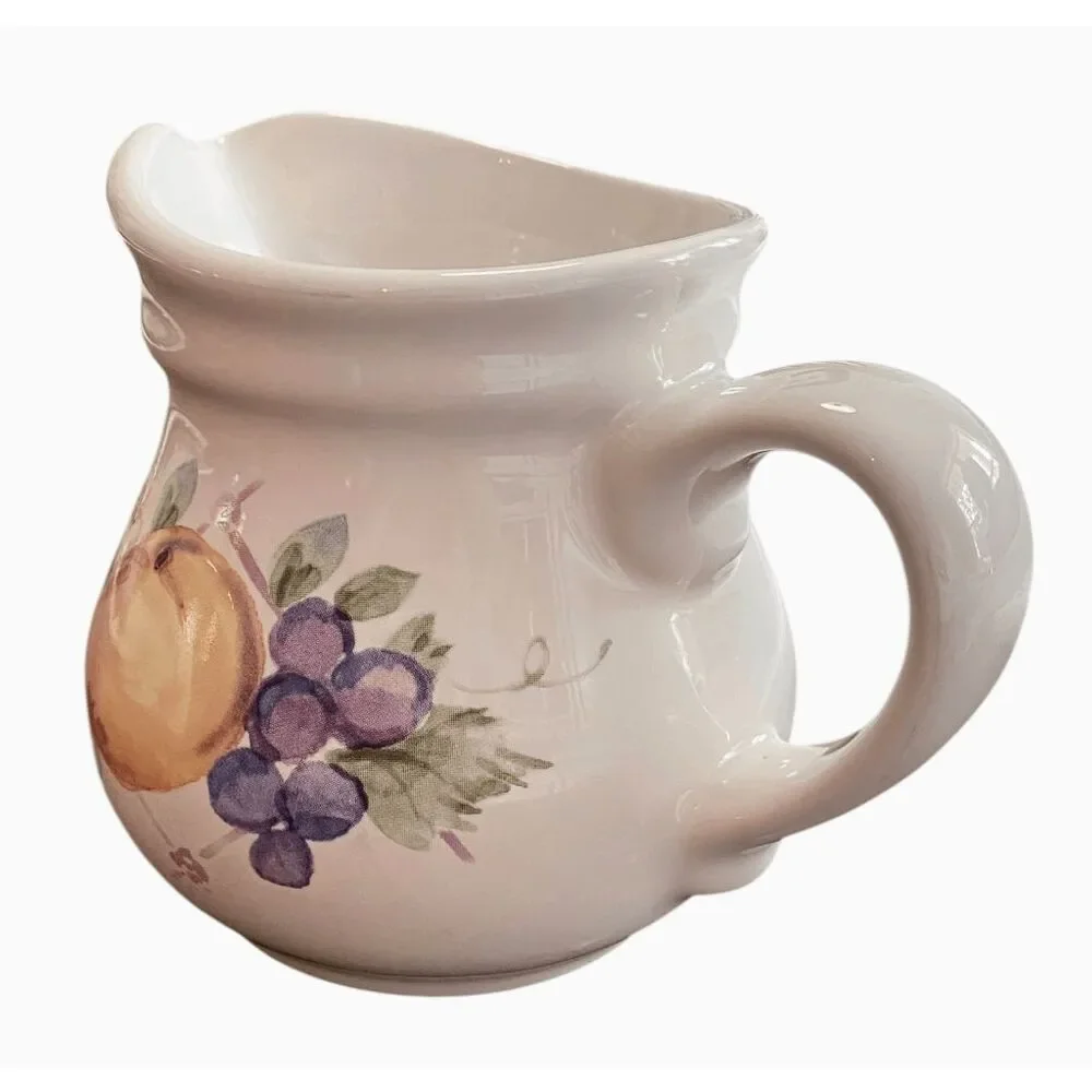 Vintage Pfaltzgraff Orchard Pitcher Creamer Perfect!‎ USA